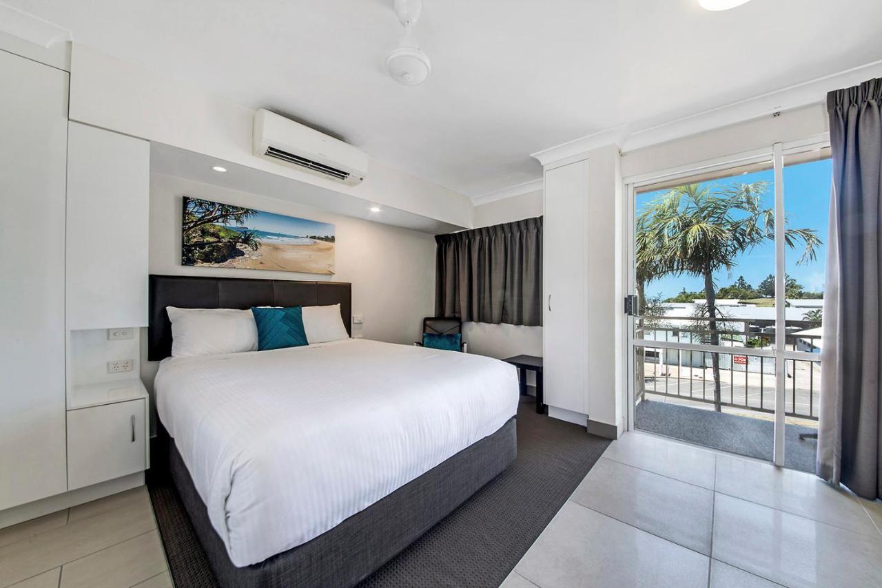 Endeavour Inn Emu Park Екстер'єр фото